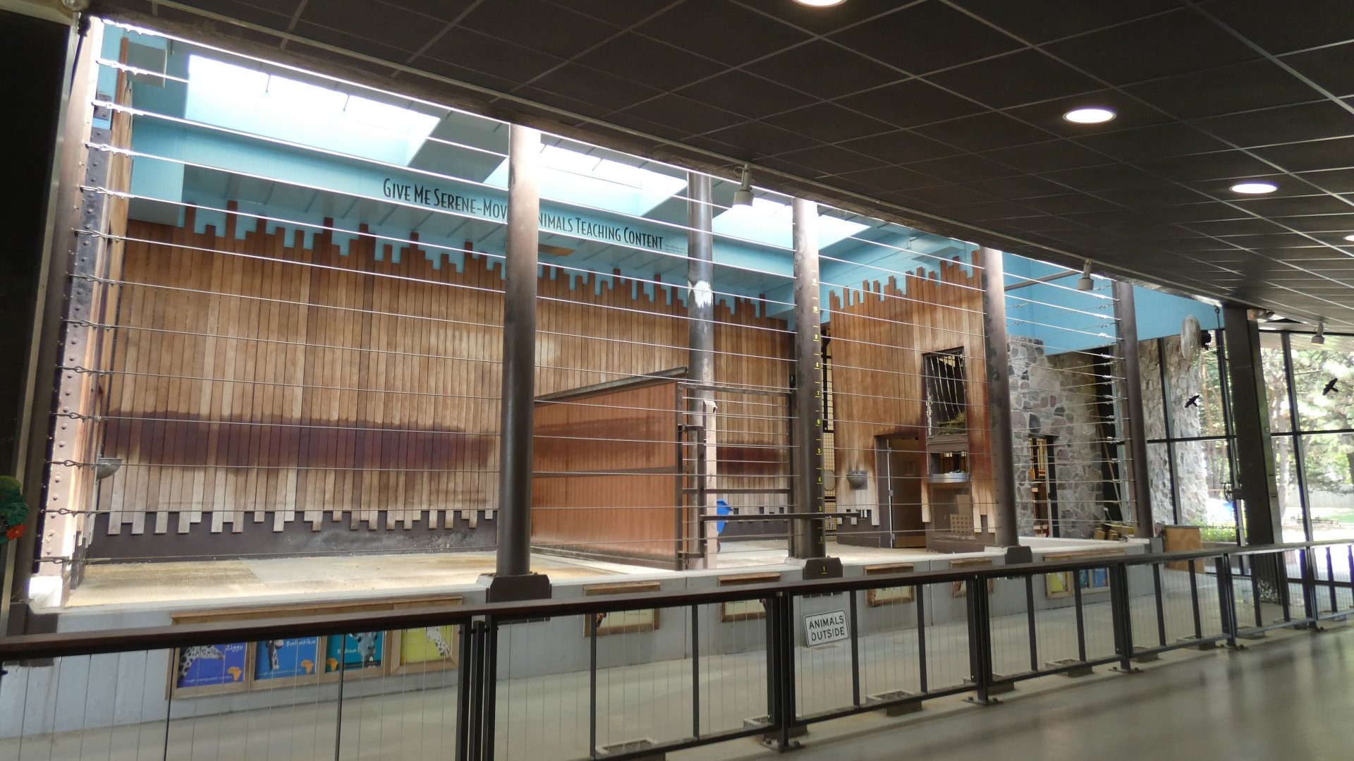 Indoor Giraffe Exhibits - Aug. 2021