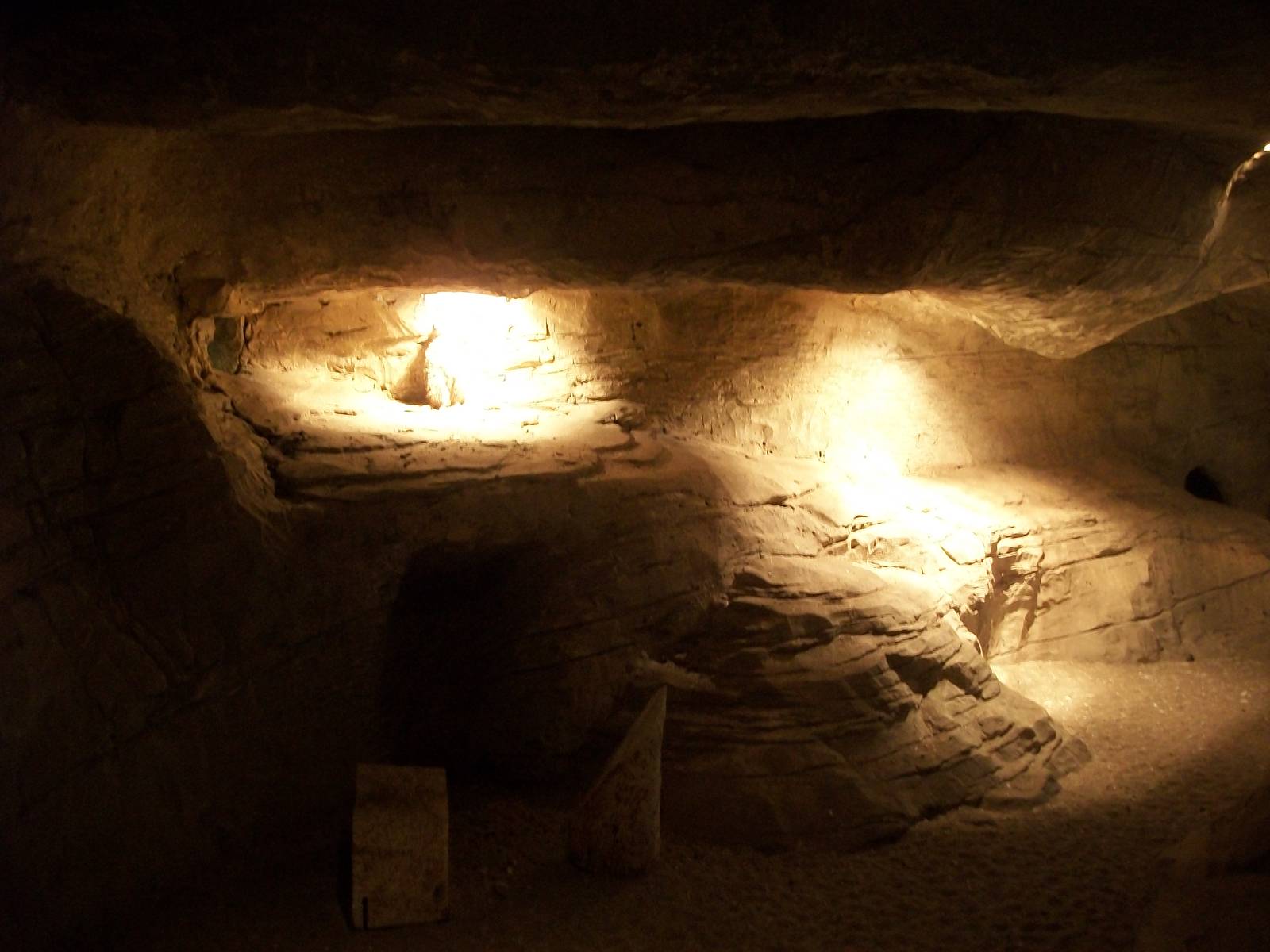 Indoor Meerkat area 22nd February 2013
