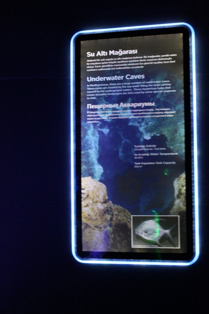 Info-sign Underwater caves