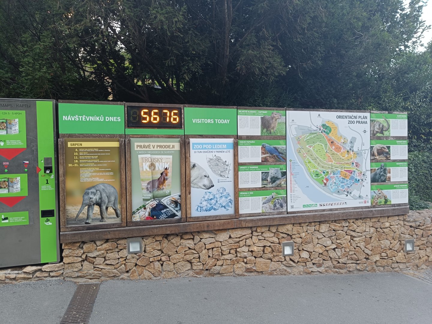 Information board and visitor count