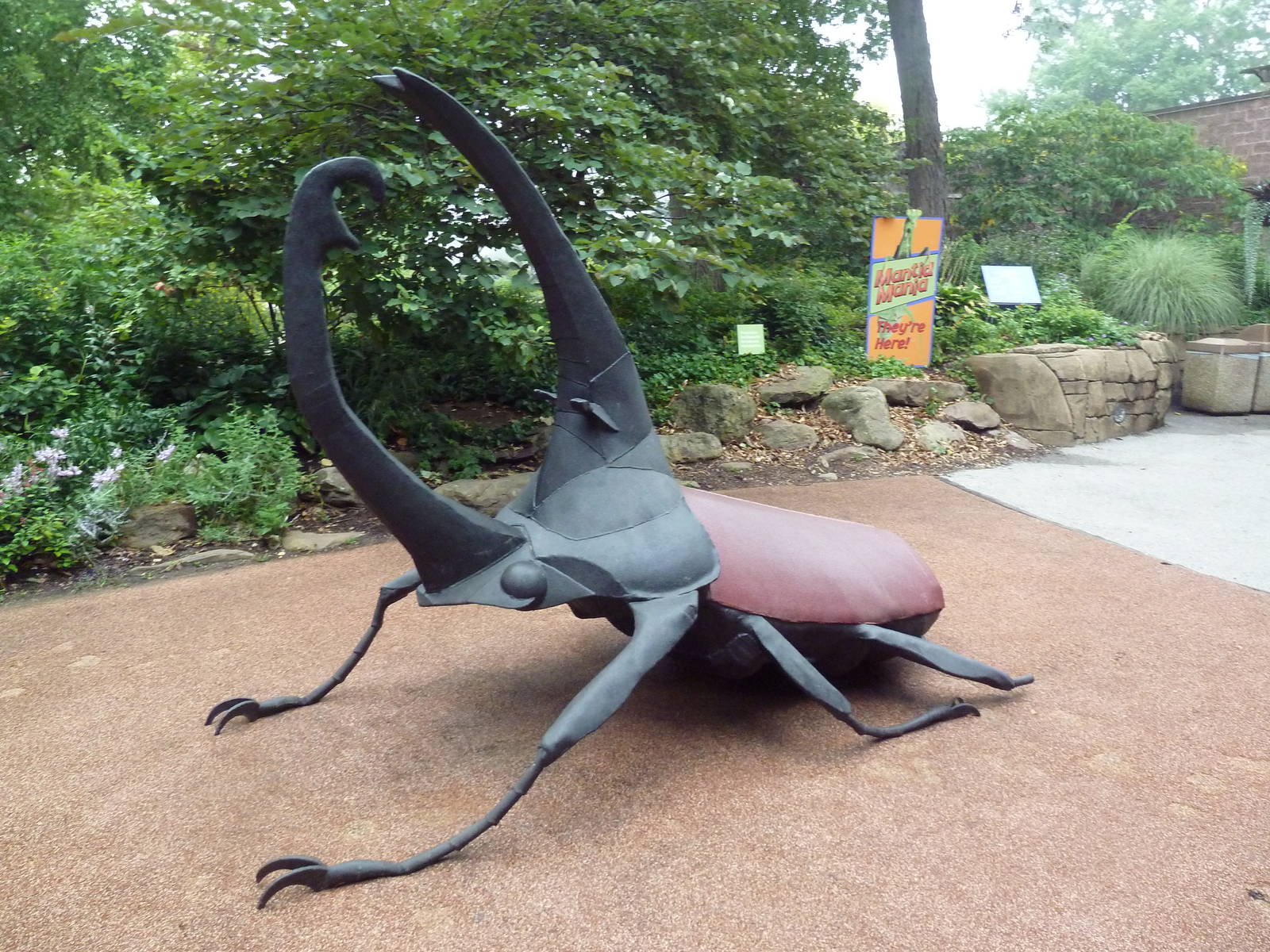 Insectarium - Entrance Sculpture