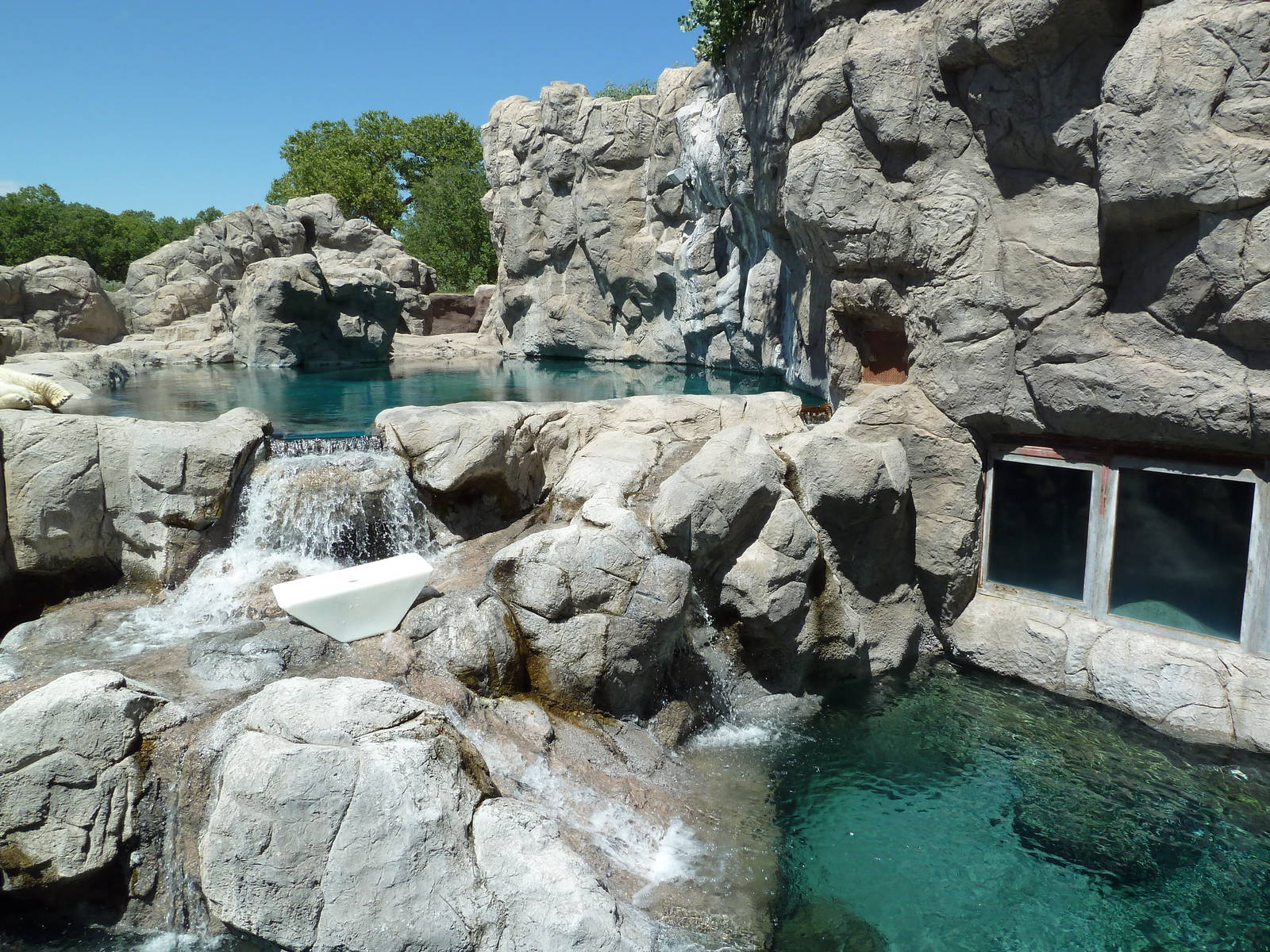 Inukshuk Bay - Polar Bear Exhibit