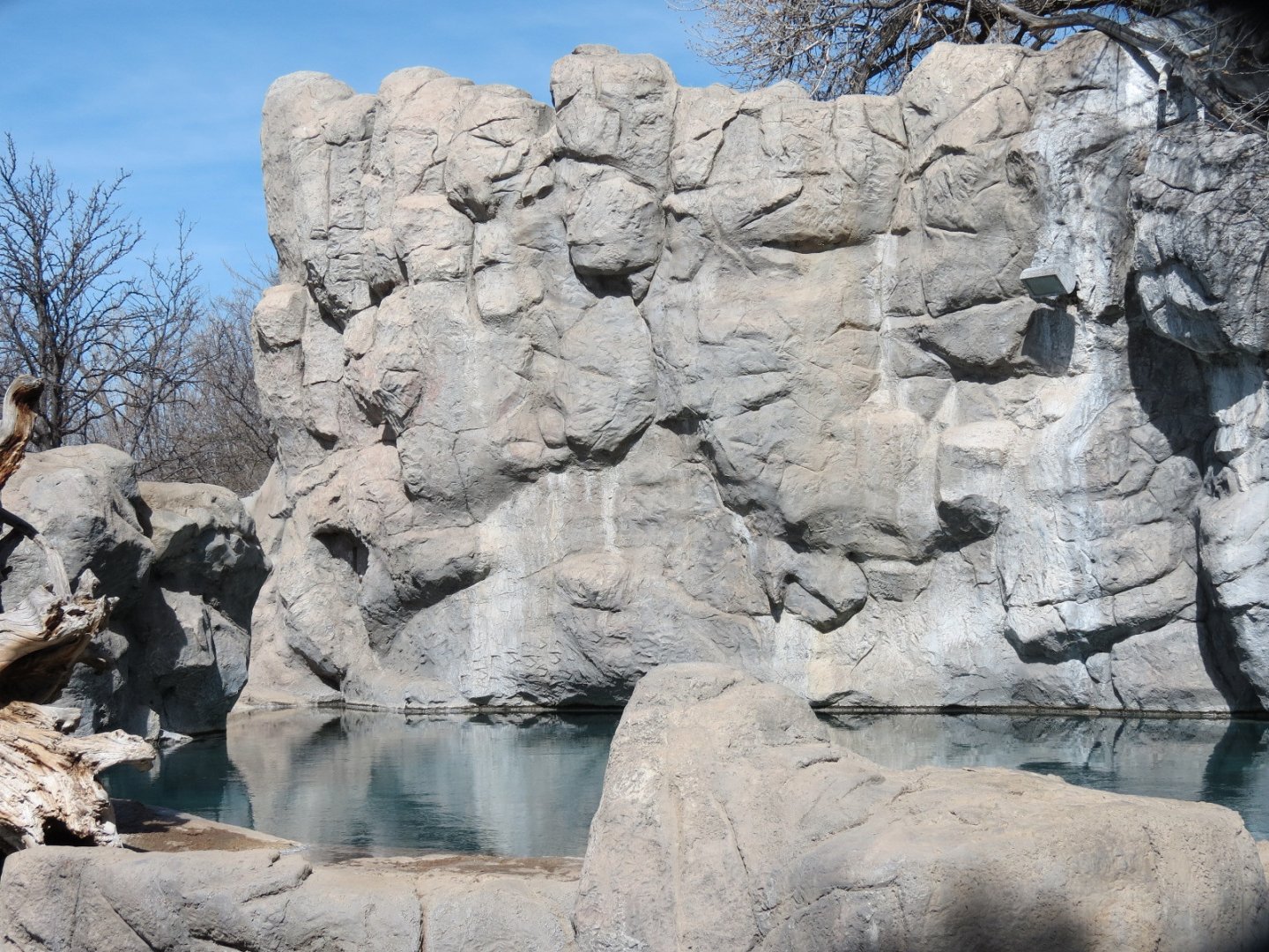 Inukshuk Bay - Polar Bear Exhibit