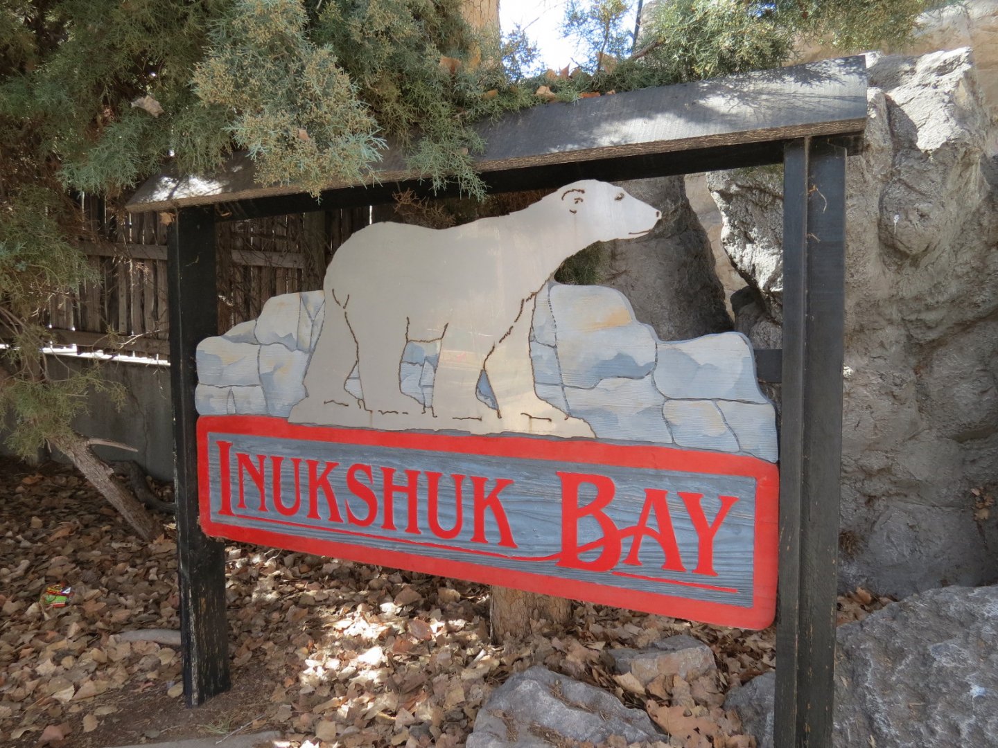Inukshuk Bay - Sign