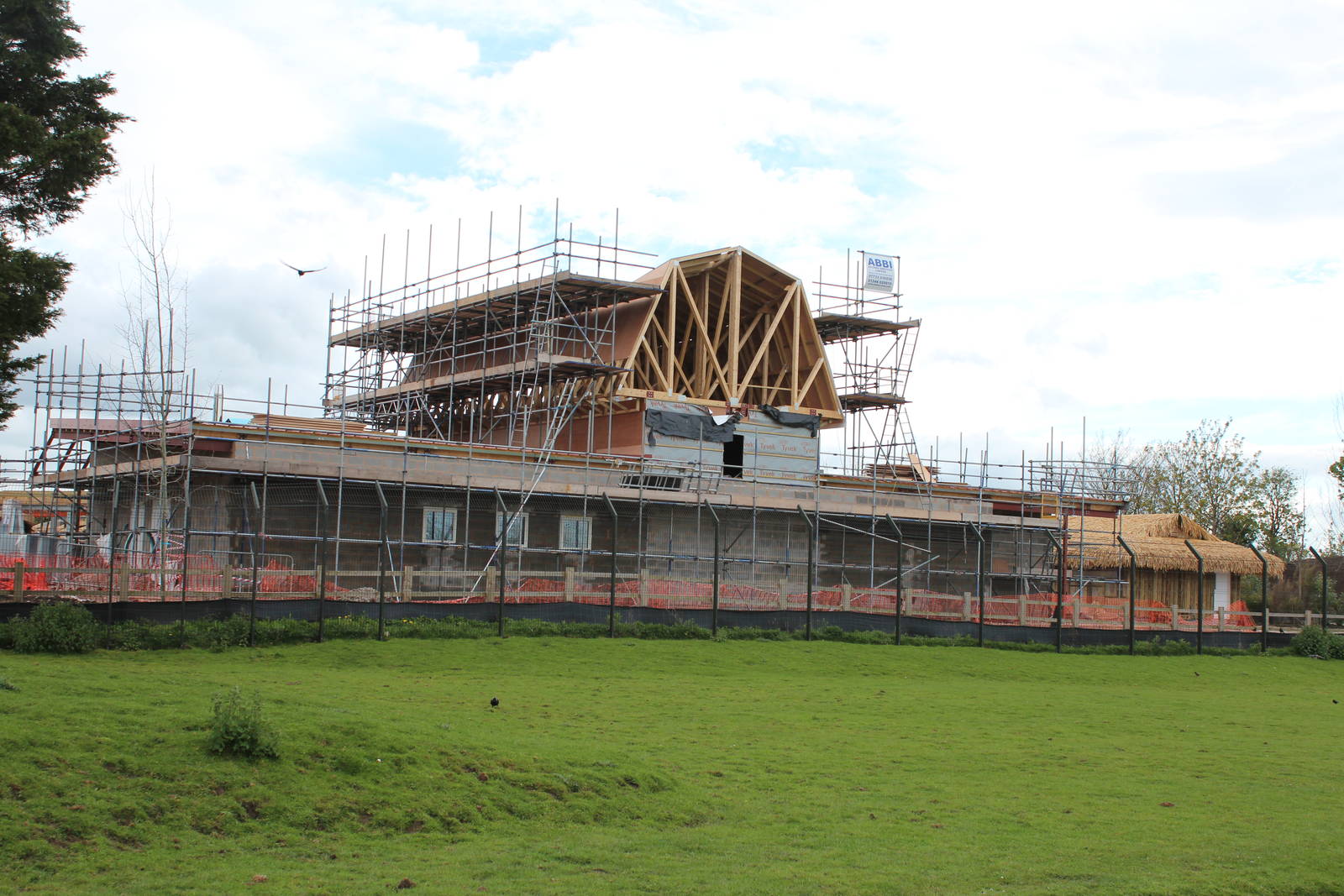 Islands building work - 3 May 2015