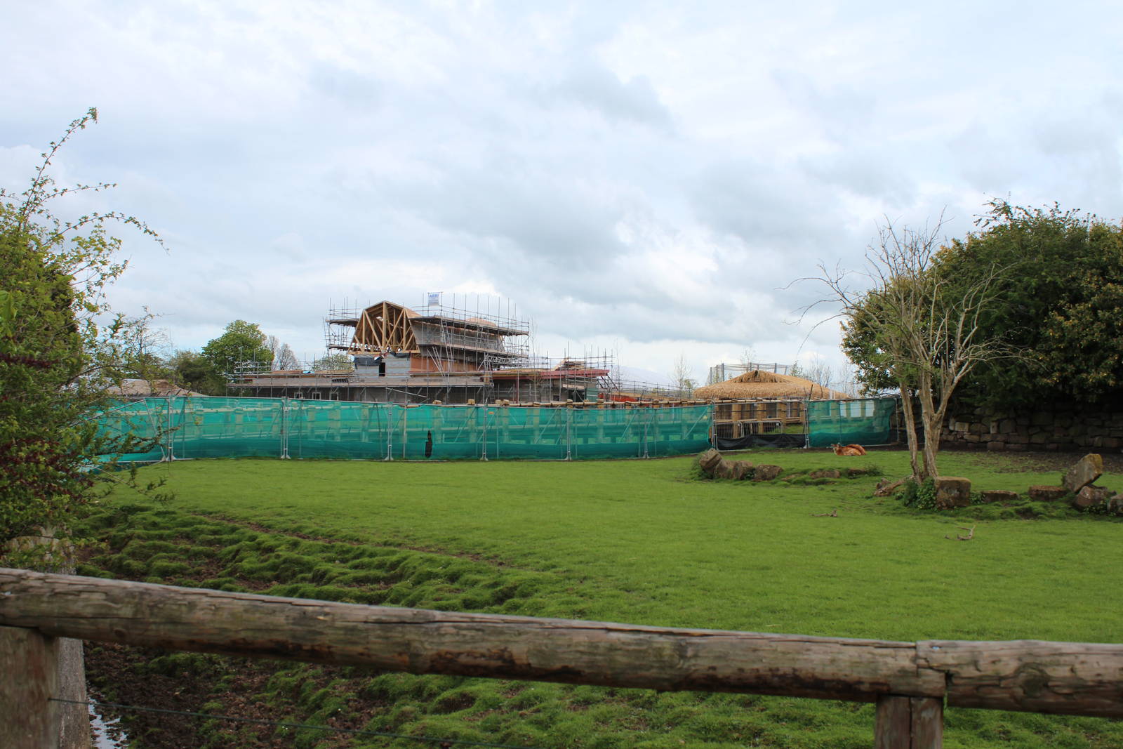 Islands building work - 3 May 2015