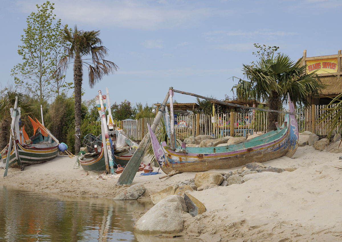 Islands by Boat - Coral Sands