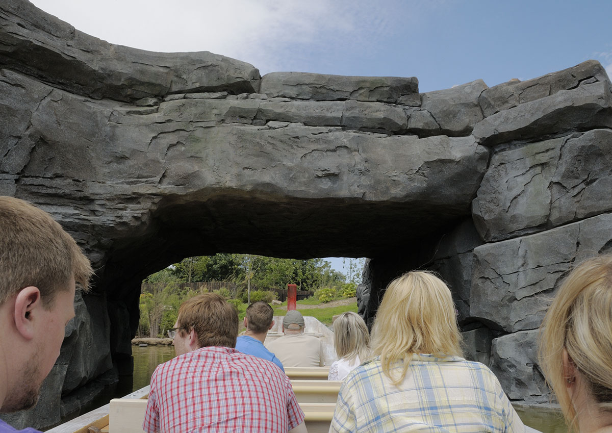 Islands by Boat - the Rock Bridge