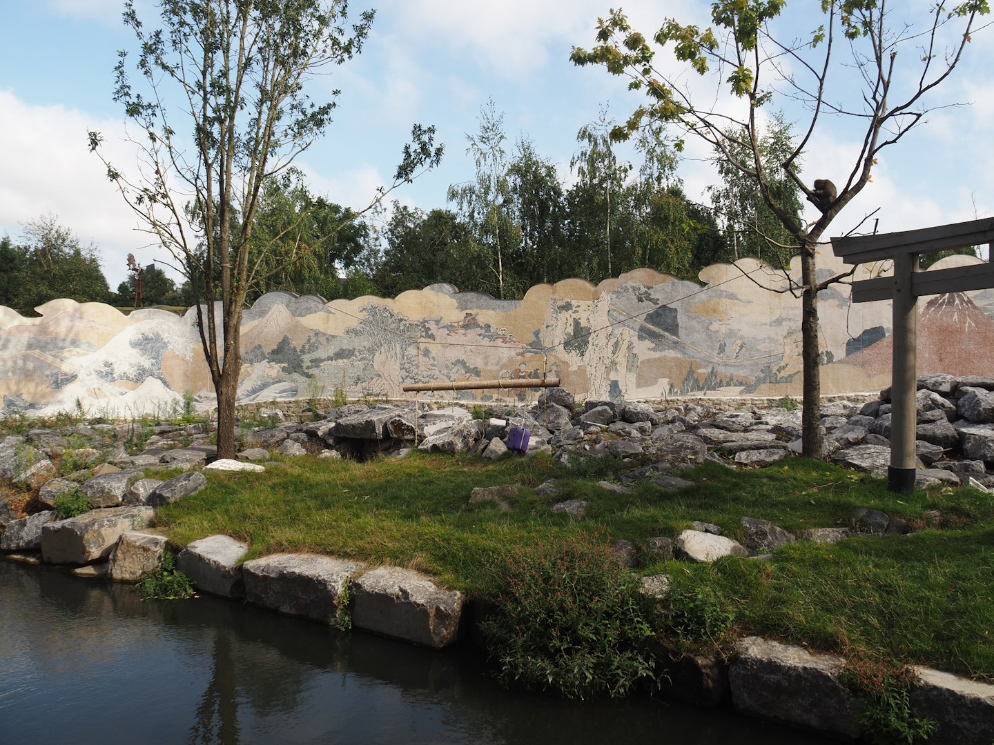 Islands of the Rising Sun - Hokkaido - Second Japanese macaque exhibit, 2024-09-17