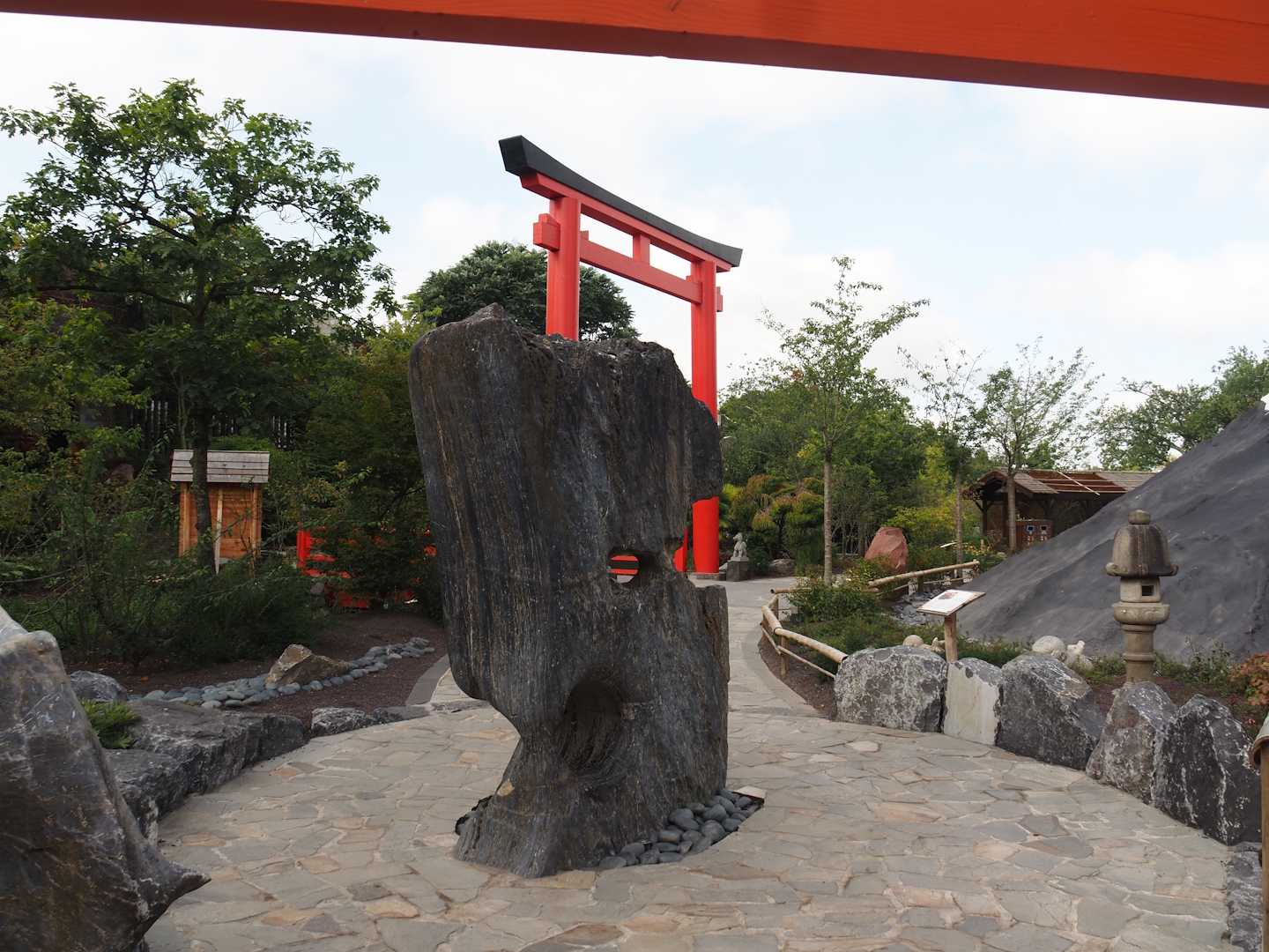 Islands of the Rising Sun - Honshu - Japanese garden with Mount Fuji representation, 2024-09-17