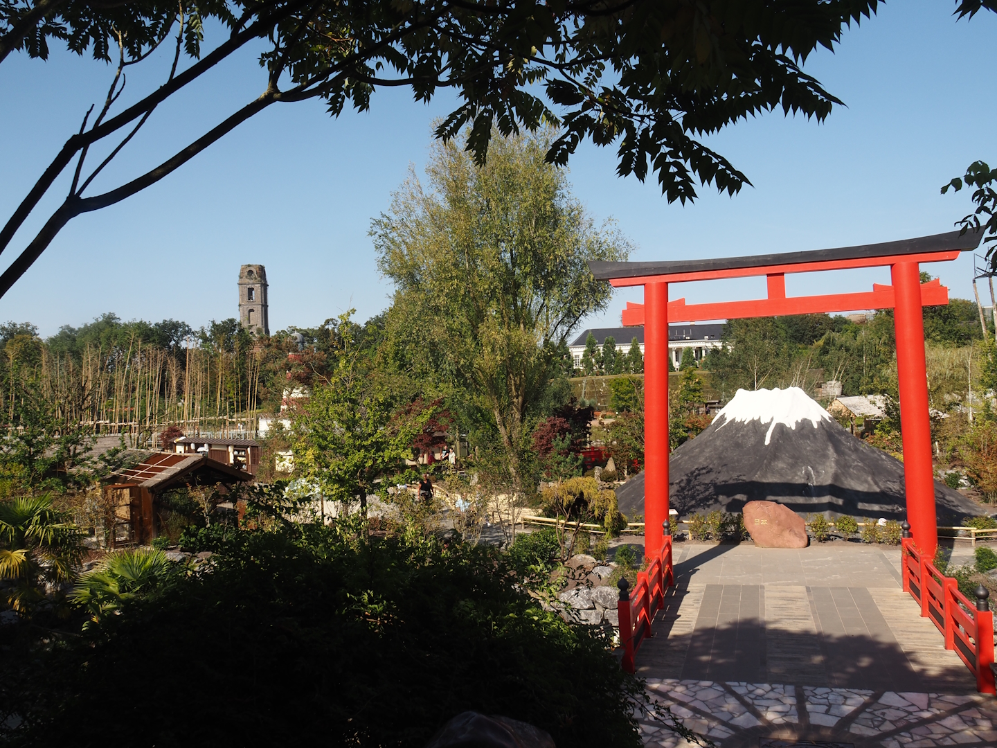 Islands of the Rising Sun - Honshu - Second entrance and Japanese garden with Mount Fuji representation, 2024-09-17