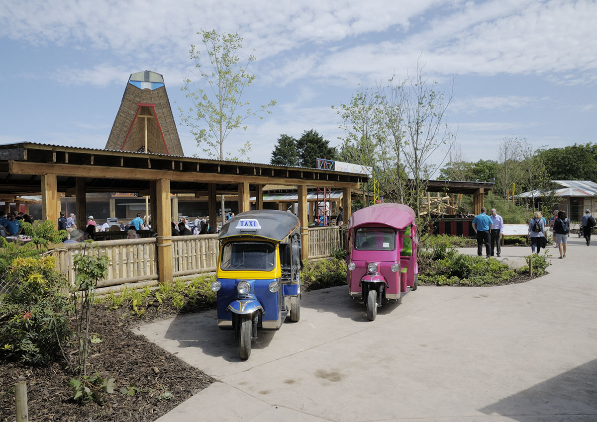 Islands on Foot - Mandano Town