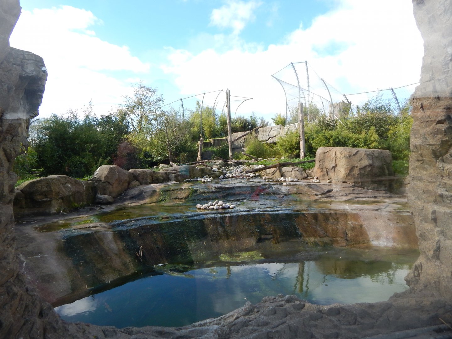 Islands - Sumatran tiger enclosure 071020