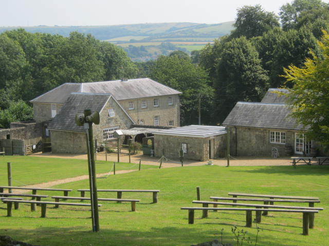 Isle of Wight Owl and Falconry Centre, Appuldurcombe 2016