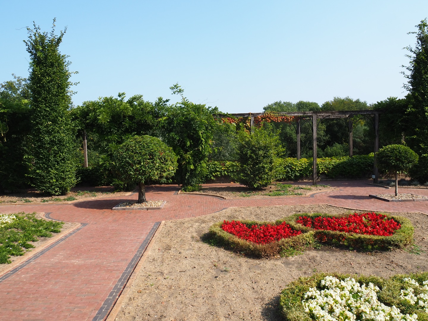 Italian gardens (Aug 28th, 2018)