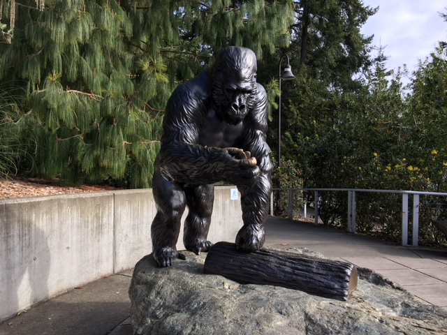 Ivan the Gorilla Statue - New in 2016