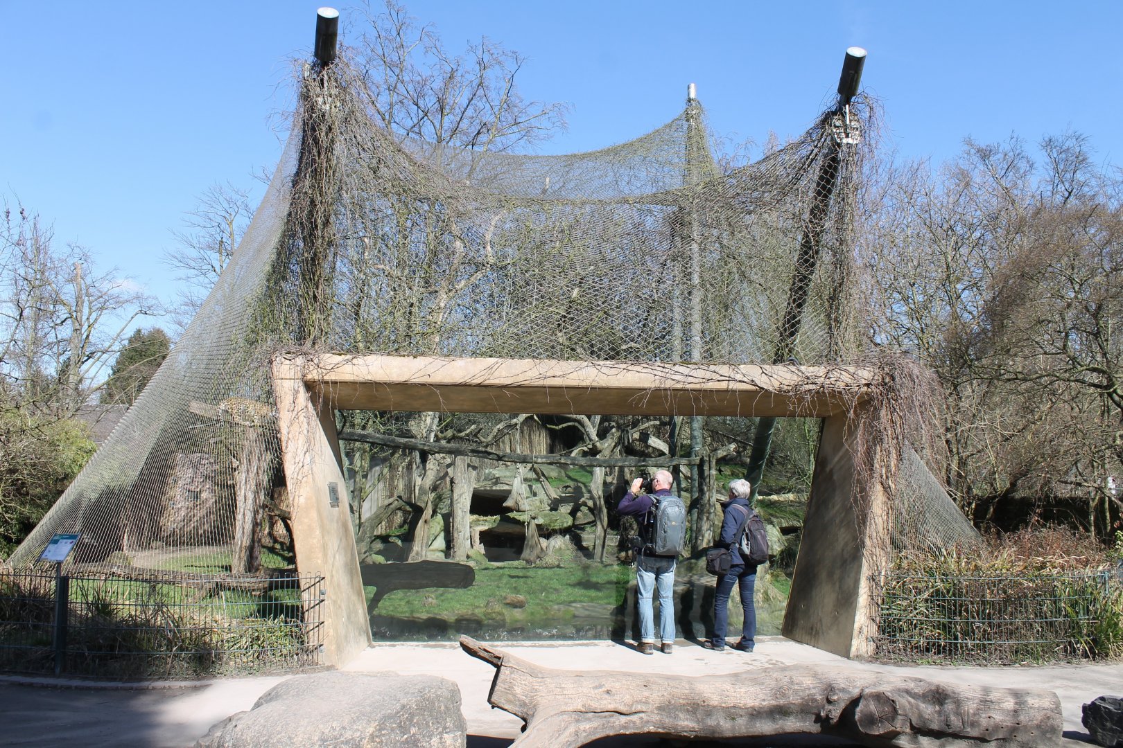 Jaguar-enclosure