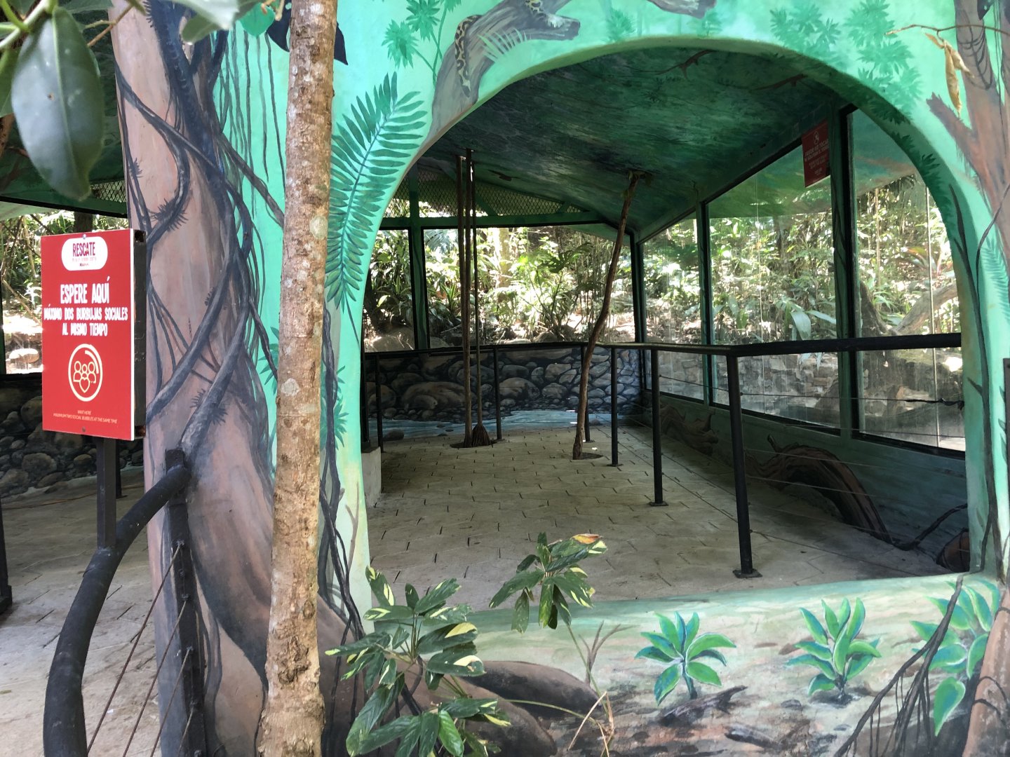 Jaguar Enclosure