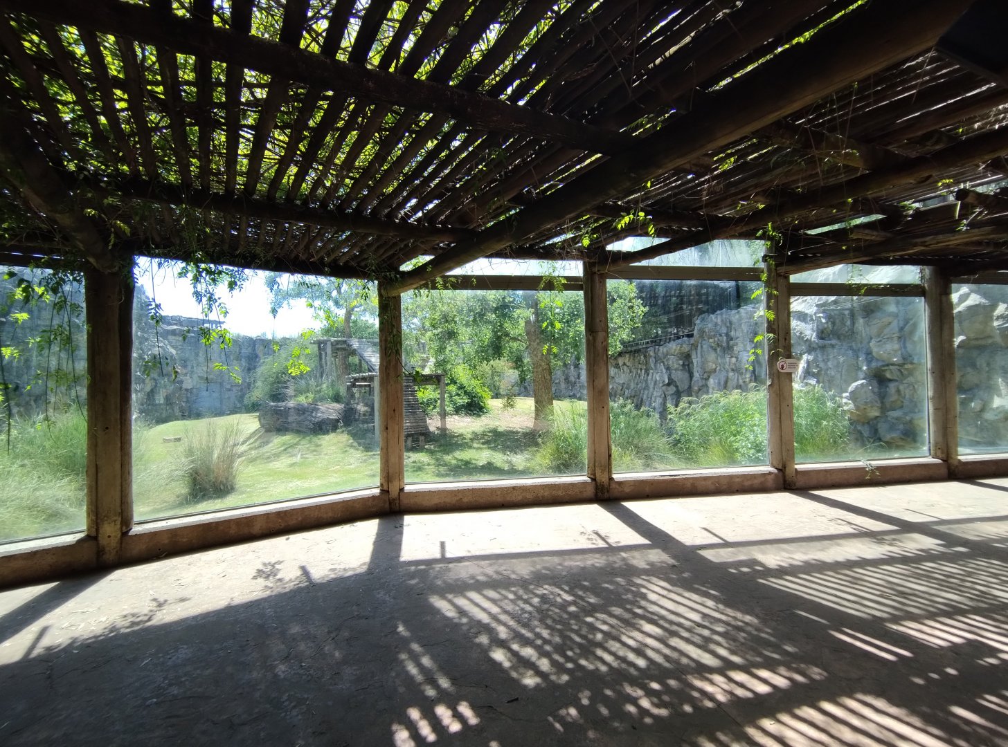 Jaguar exhibit - Temaiken