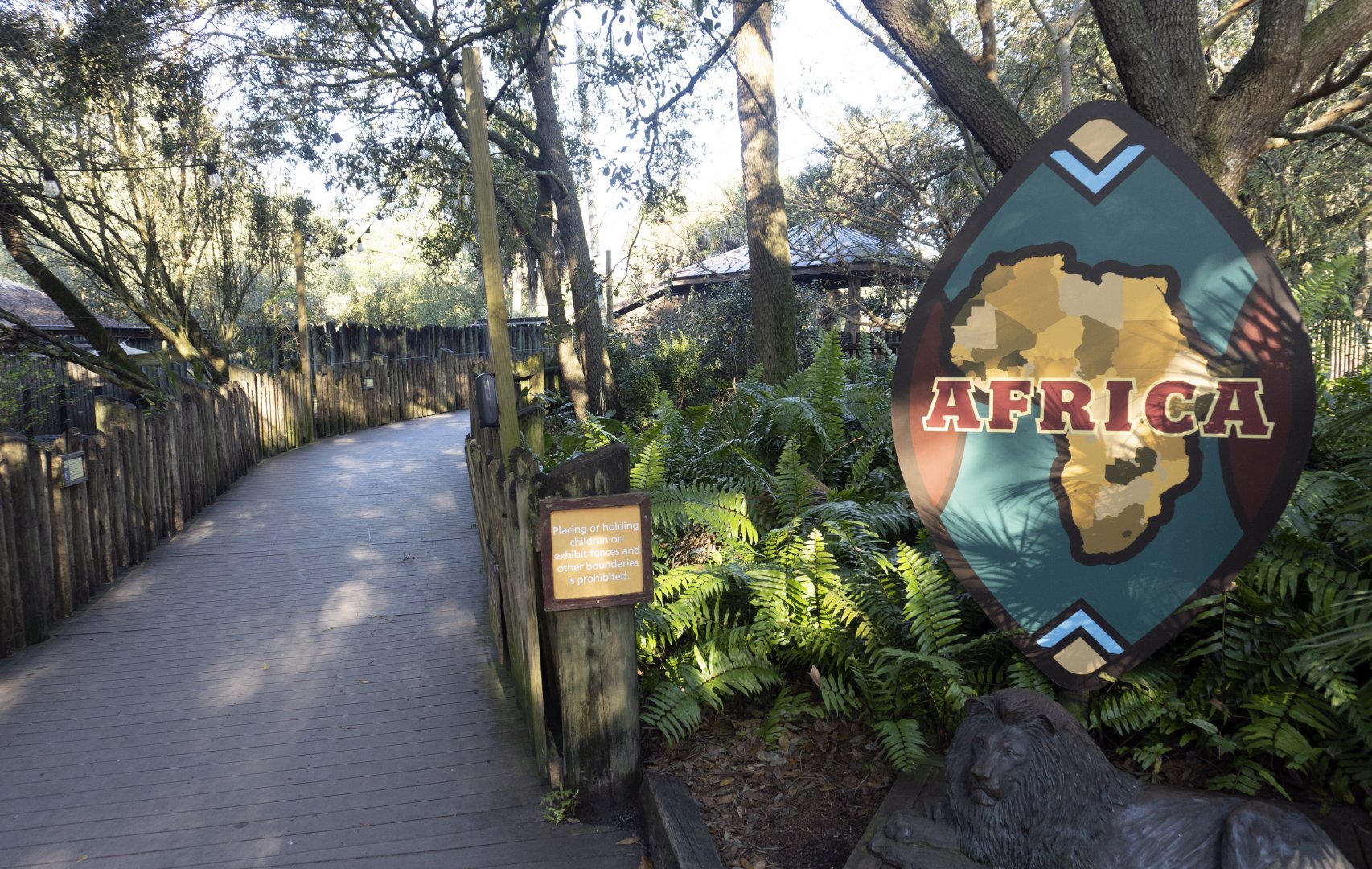 Jan. 2022 - Africa Loop Entrance