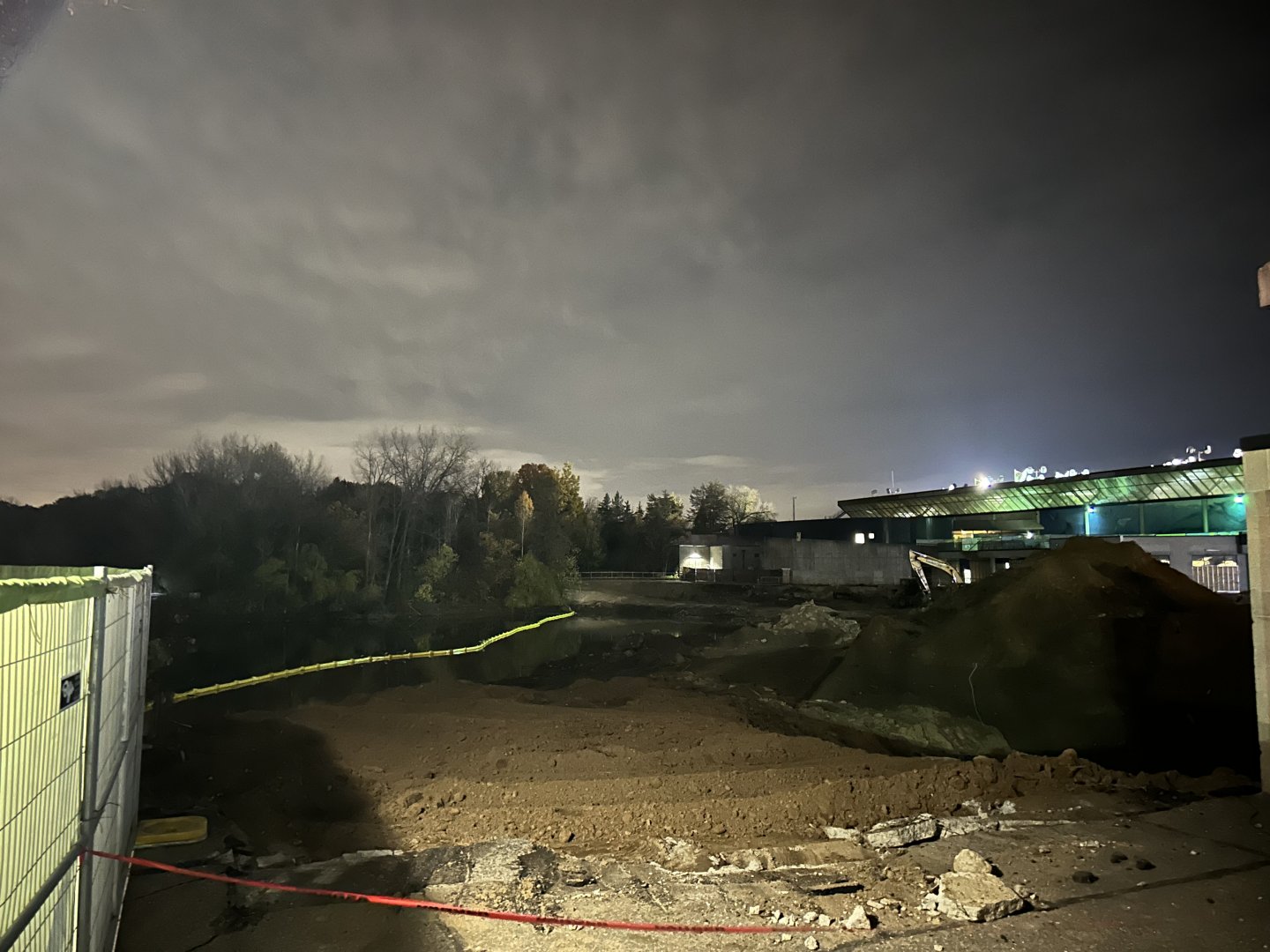 Japanese Macaque Exhibit Construction