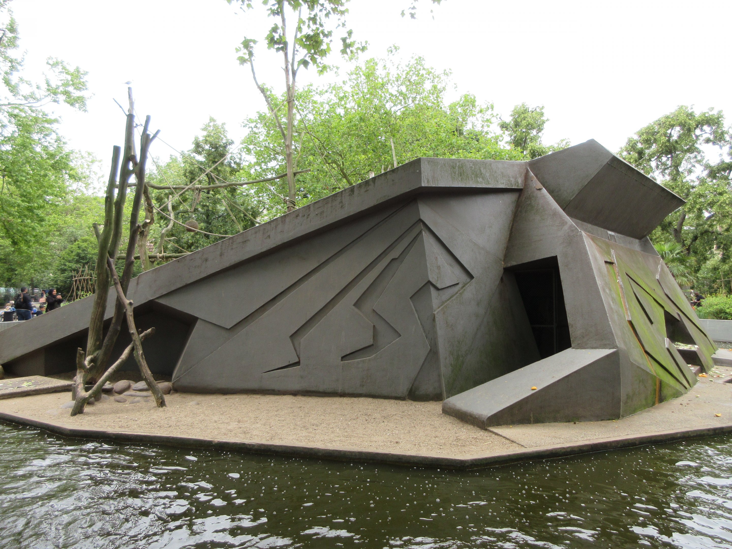 Japanese Macaque Spaceship