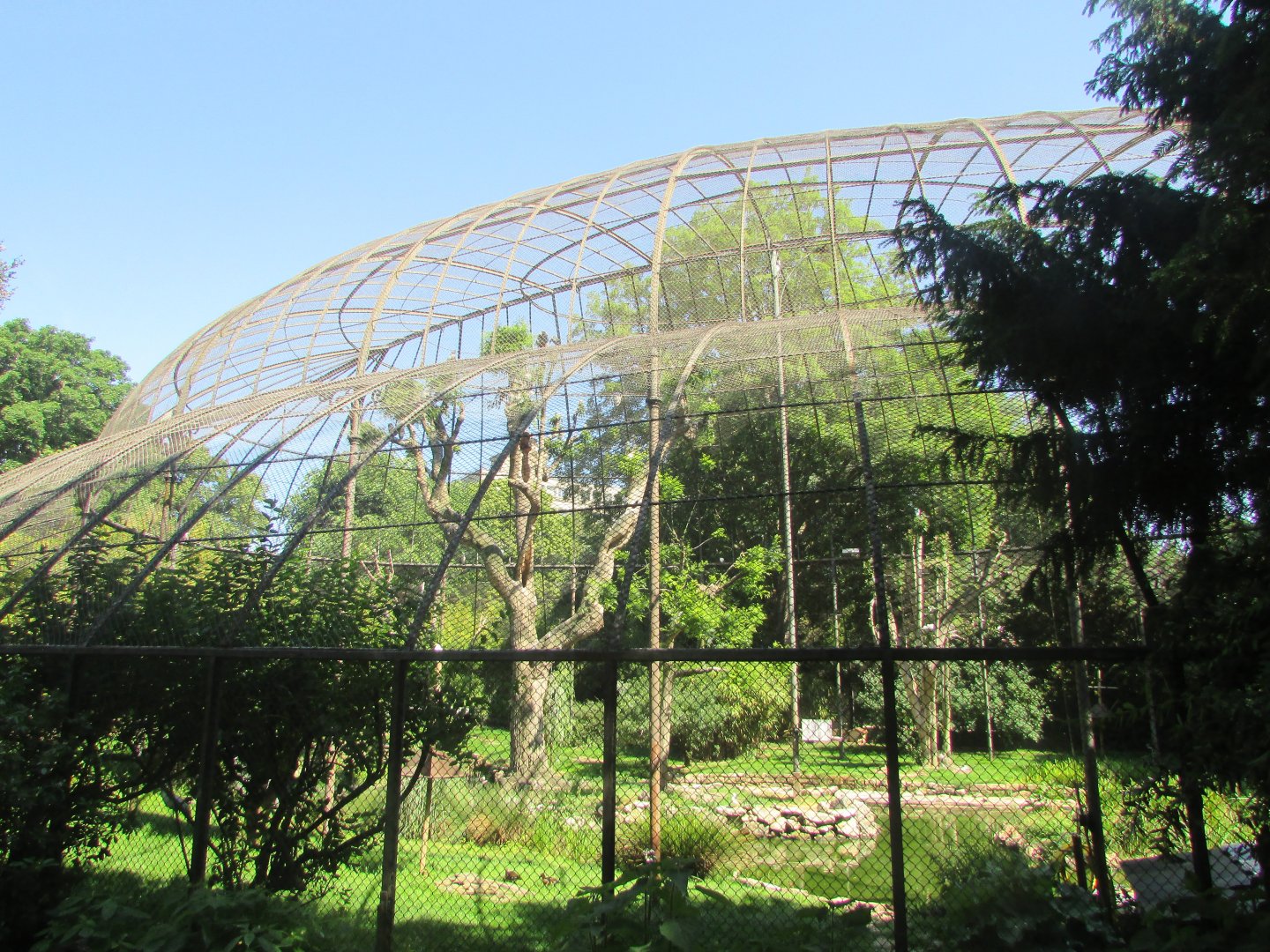 Jardin des Plantes de Paris - Walkthrough aviary
