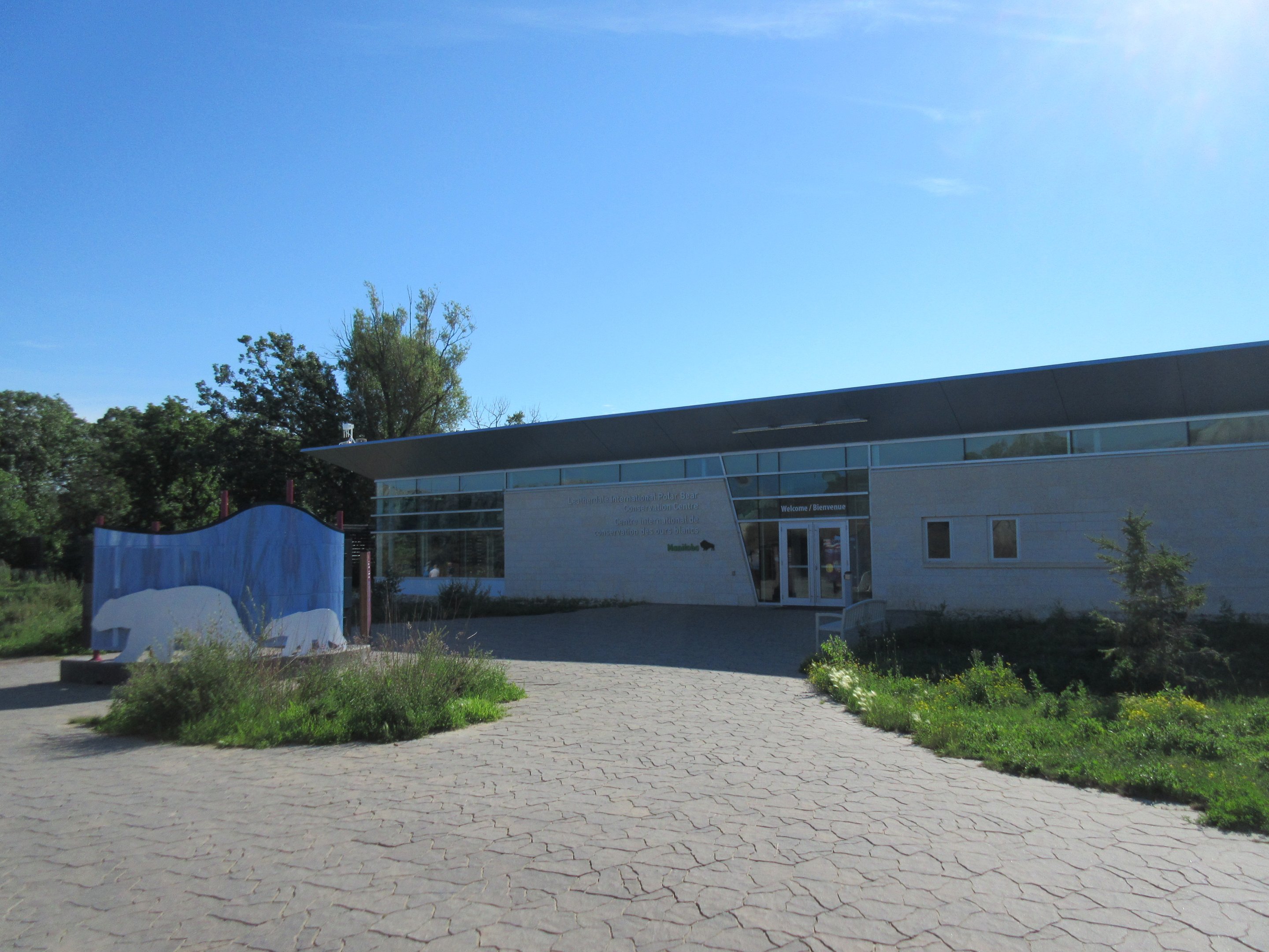 Journey to Churchill - International Polar Bear Conservation Centre