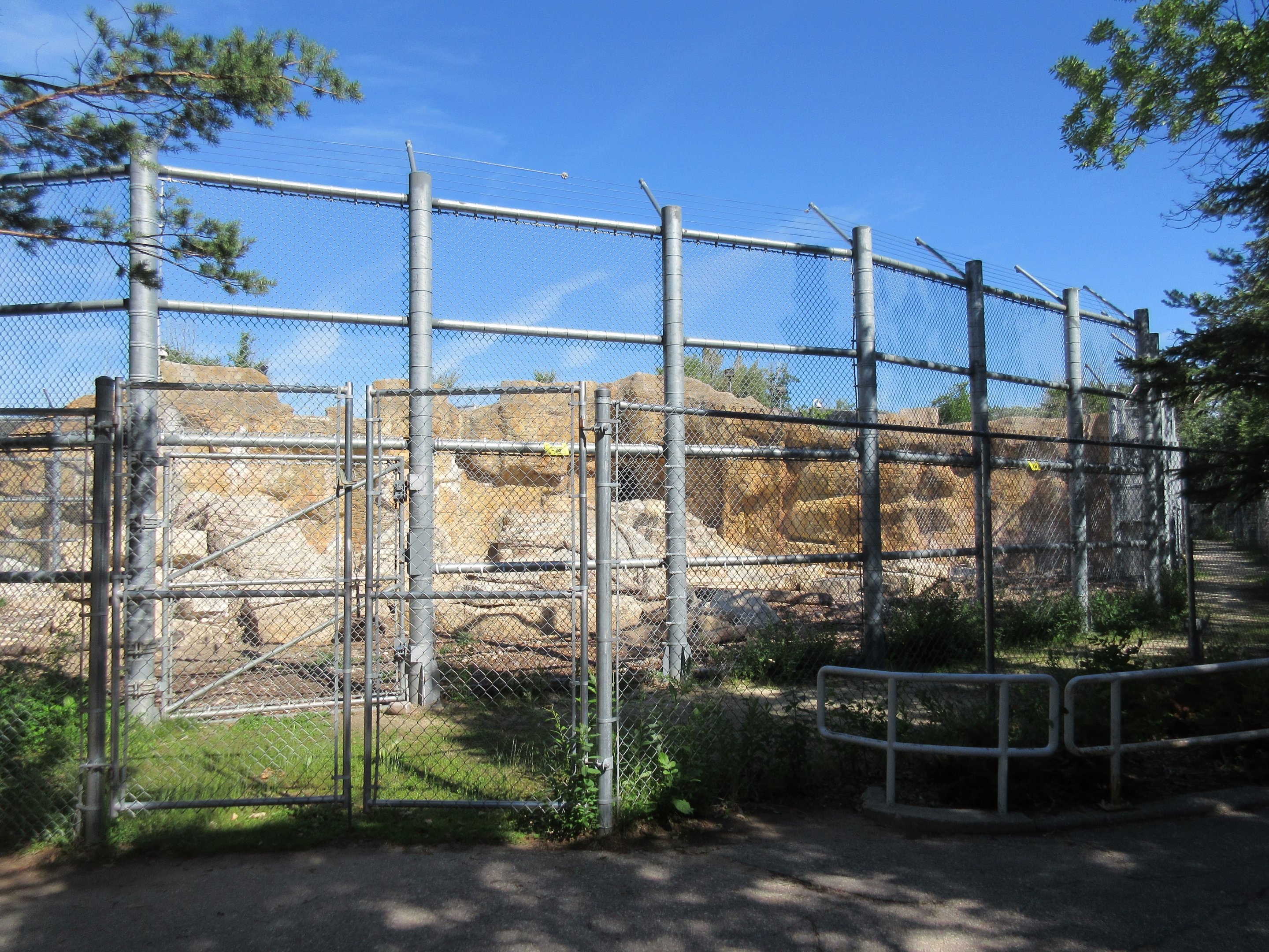 Journey to Churchill - Polar Bear Exhibit #4 (Cub Care Centre)