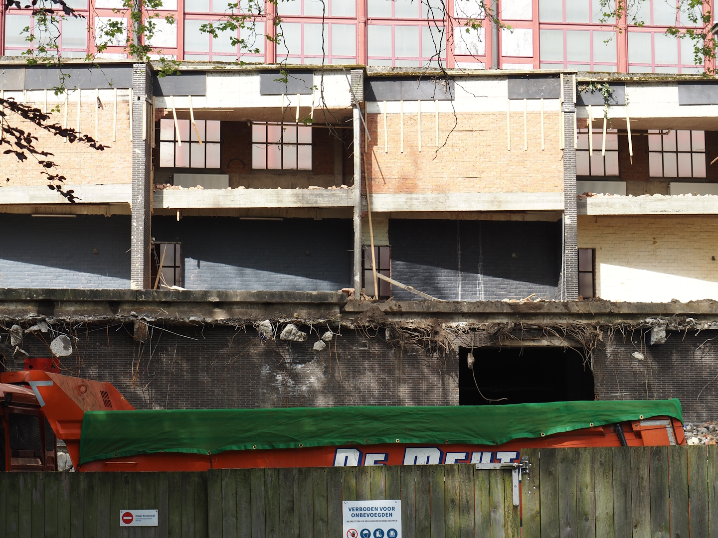 Jubilee complex demolition, 2024-05-01