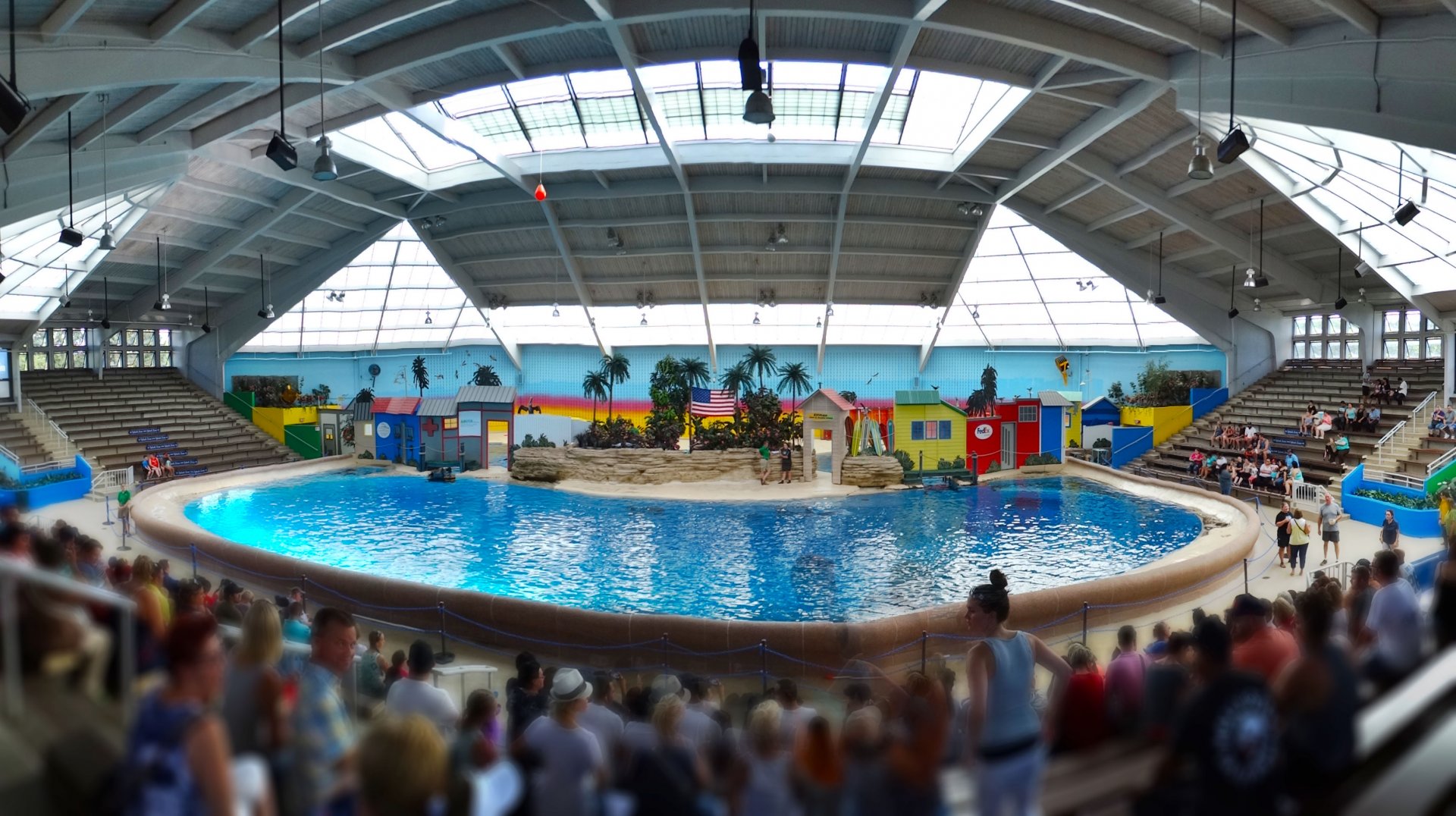 Jul. 2018 - Seven Seas Dolphin Amphitheater Panorama