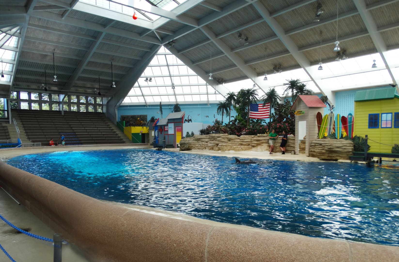 Jul. 2018 - Seven Seas - Dolphin Amphitheater