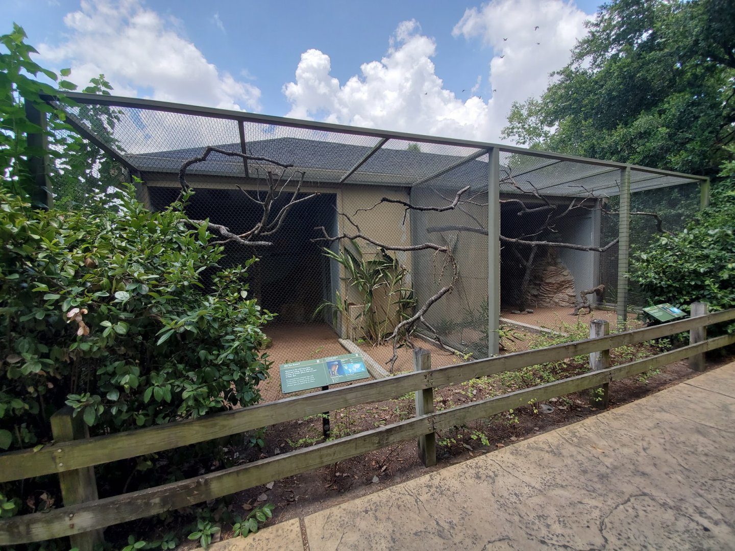 Jul. 2019 - Tropical Bird House Outdoor Section - St. Vincent Amazon Exhibit