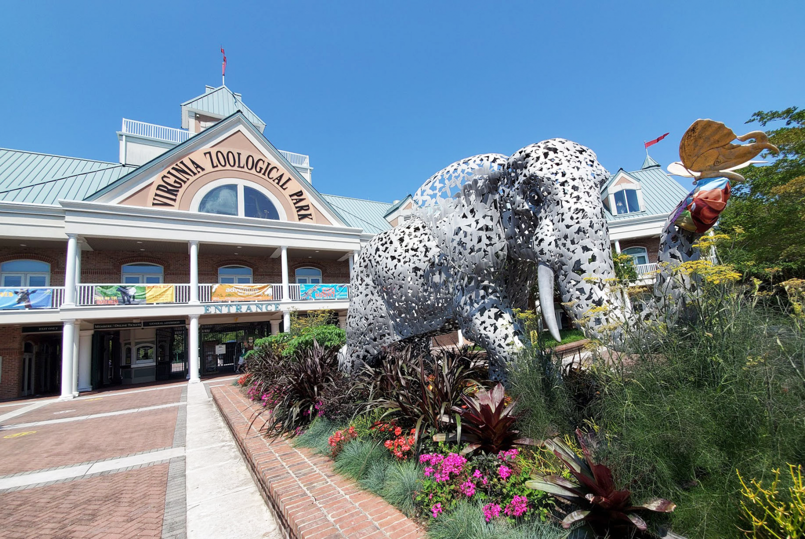 Jul. 2020 - Entrance