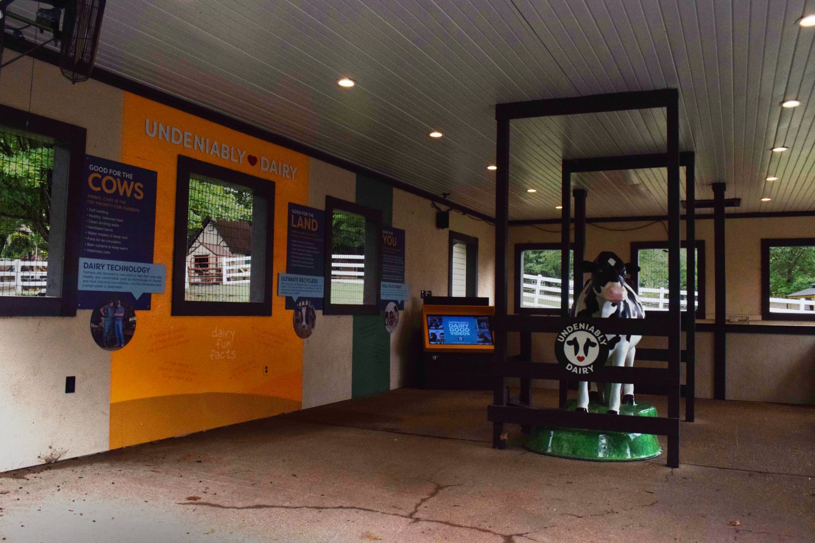 [July 2022] Tier Garten- Undeniably Dairy museum inside