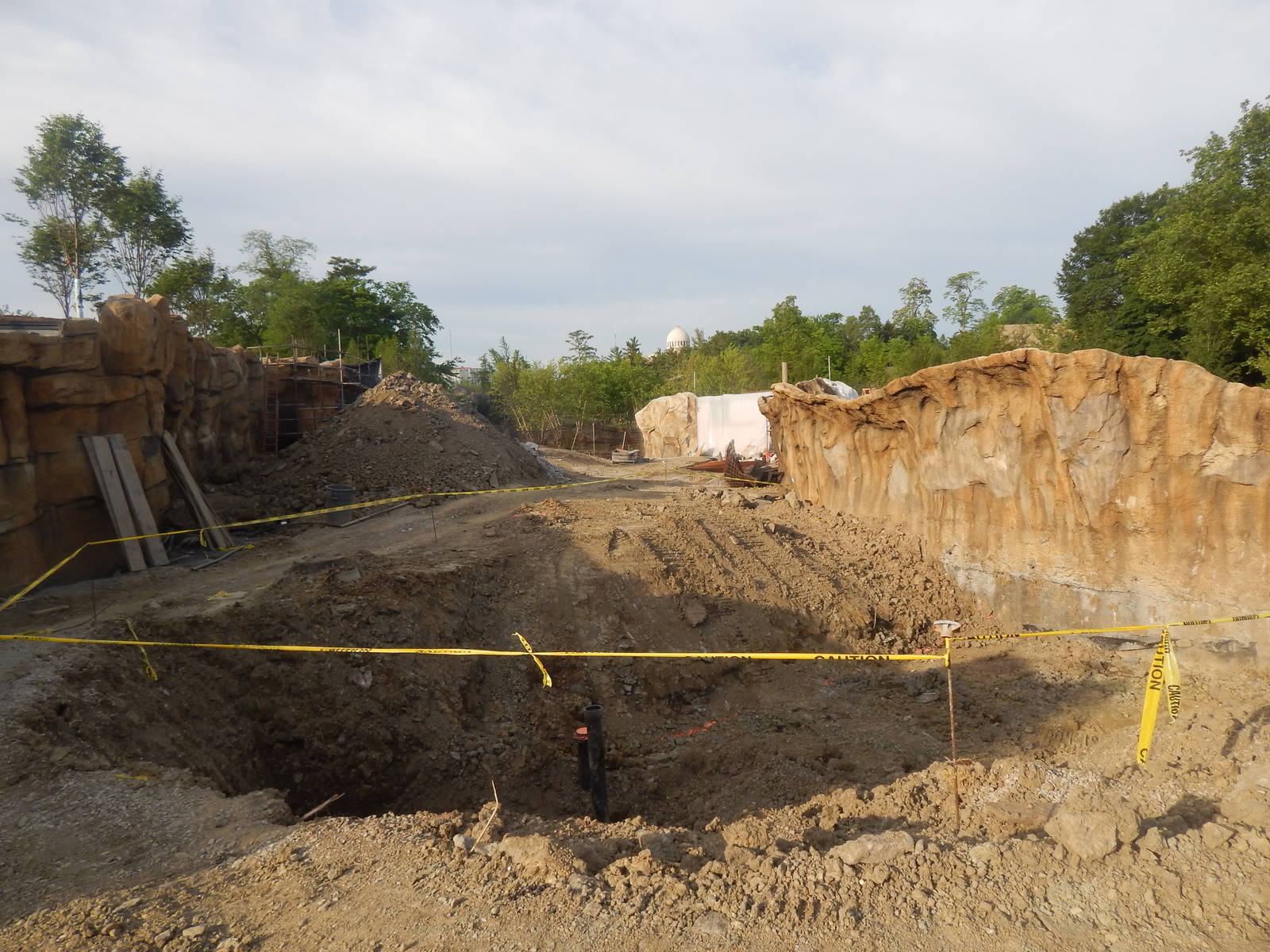 Jun. 2014 - Africa - Painted Dog Valley Construction