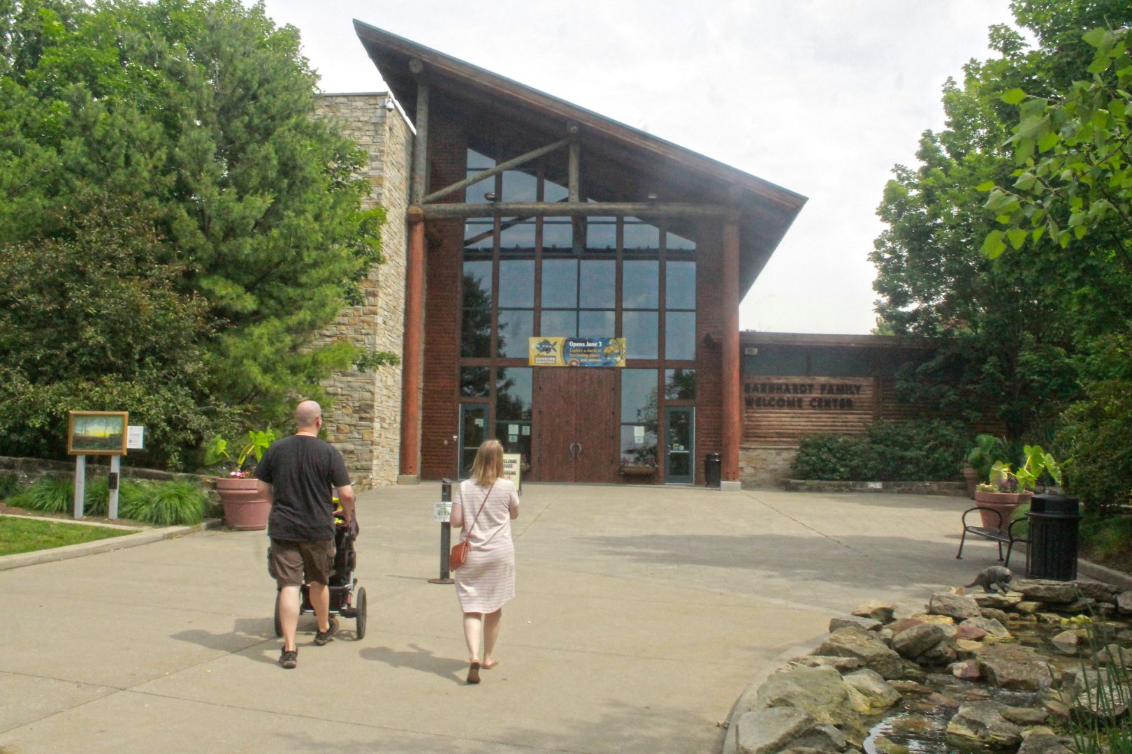 Jun. 2017 - Zoo Entrance