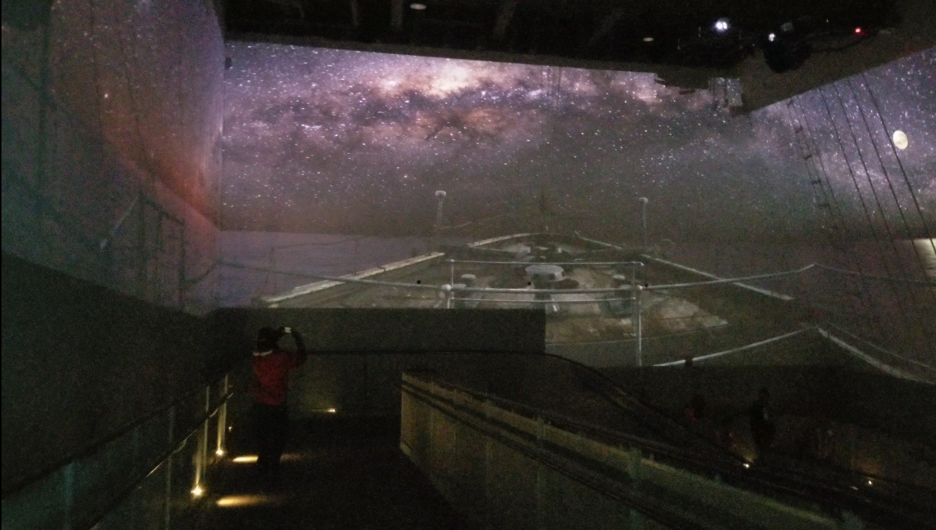 Jun. 2018 - Penguin Conversation Center - 4D Projected Ship Ride