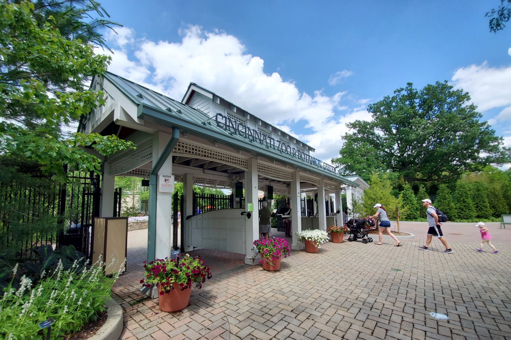 Jun. 2020 - Entrance