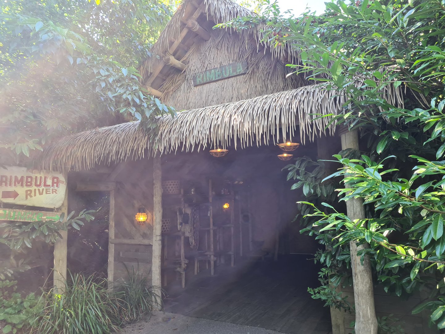 Jungola - Entrance to main greenhouse Jungola