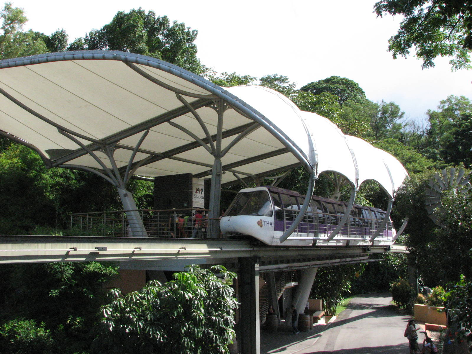 Jurong Bird Park 2008 - Monorail and station