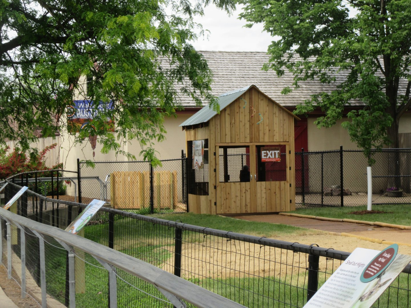 Kangaroo Encounter Entrance