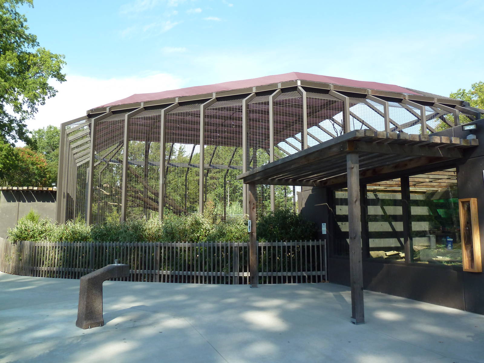 Kansas Carnivores - Cougar + River Otter Exhibits