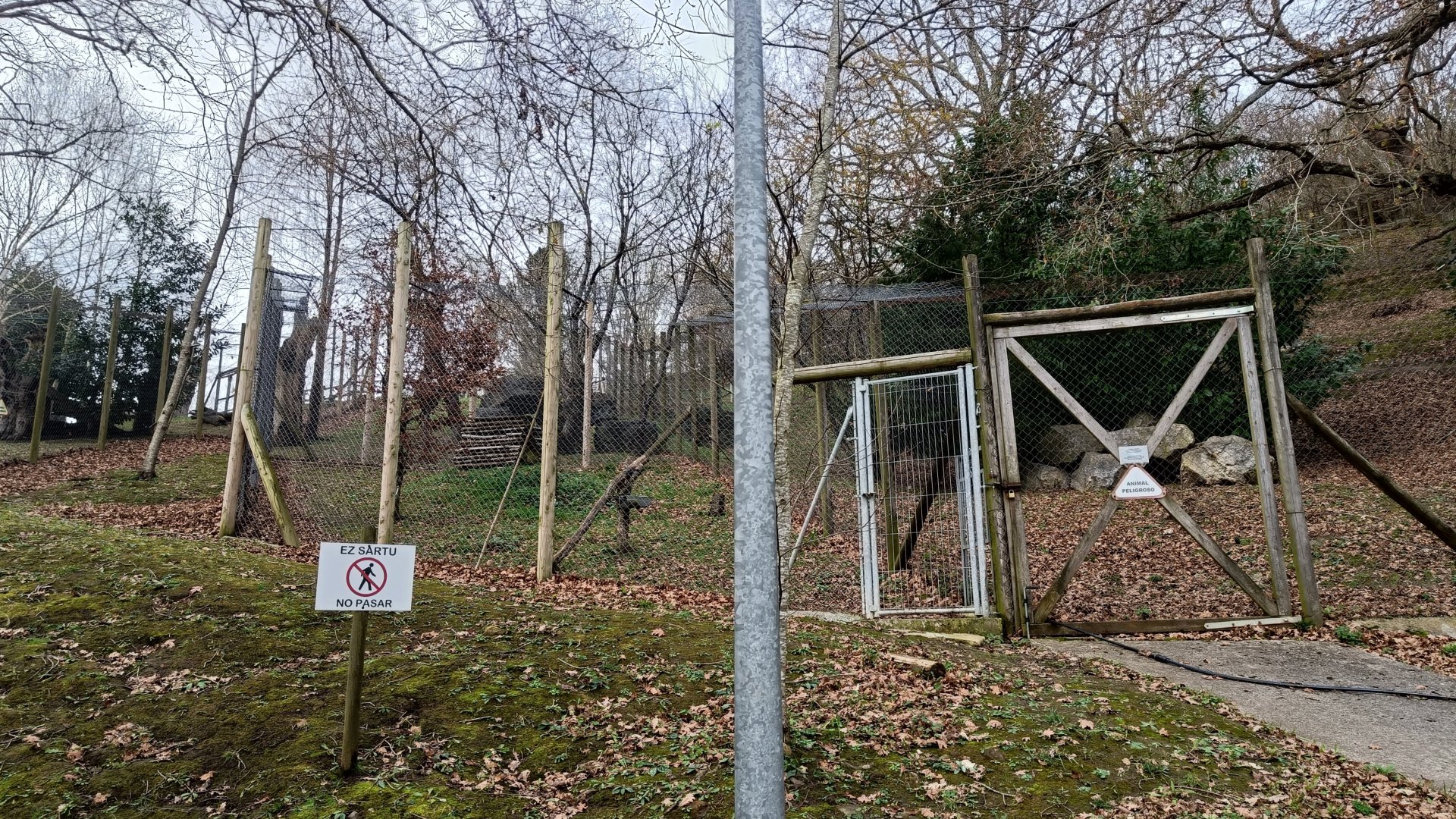 Karpín Fauna - Lynx enclosure