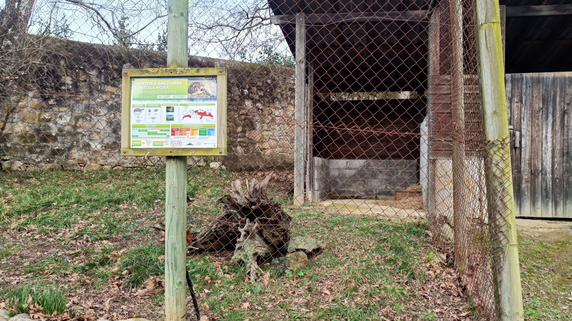 Karpín Fauna - Tortoise enclosure