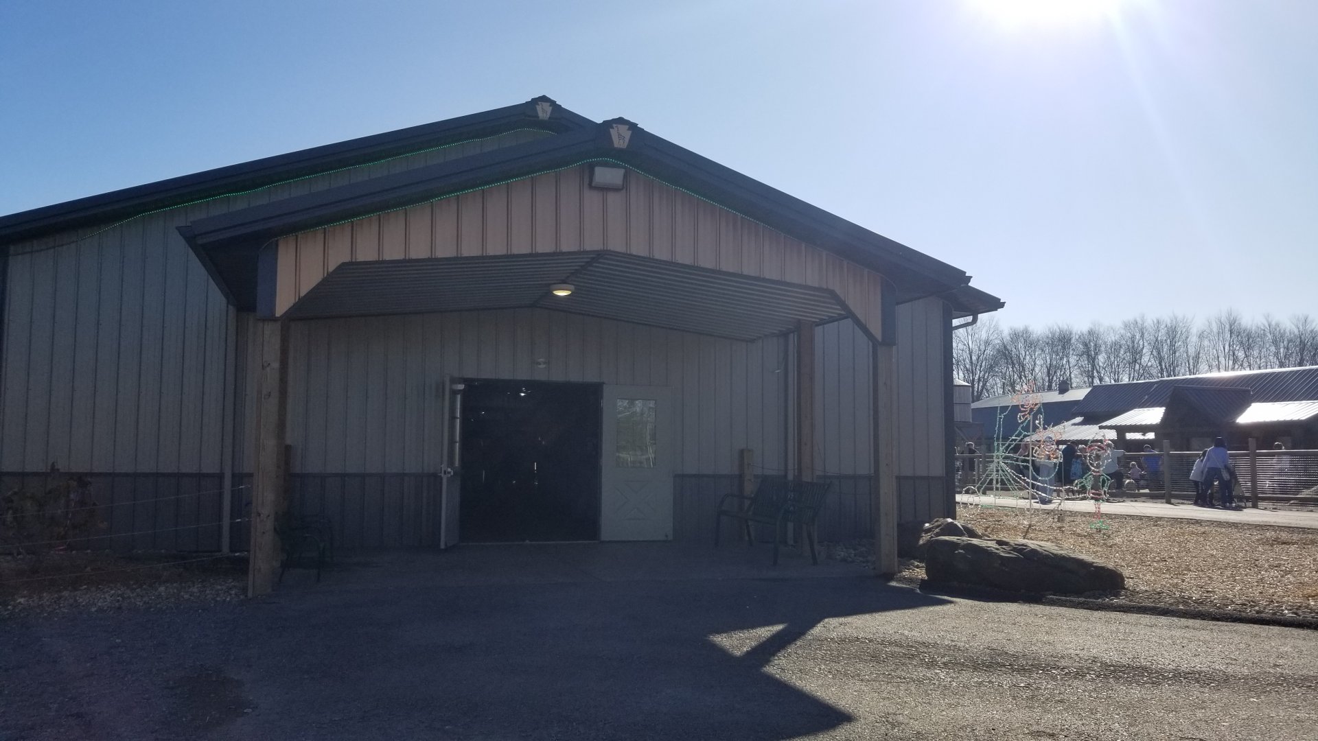 Keystone Safari - Reindeer/small domestics building