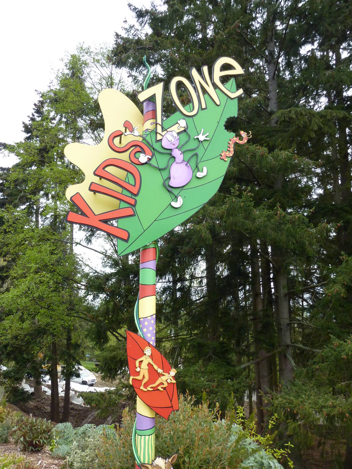 Kids' Zone Sign