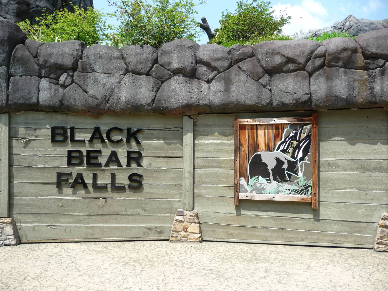 Knoxville Zoo - Black Bear Exhibit