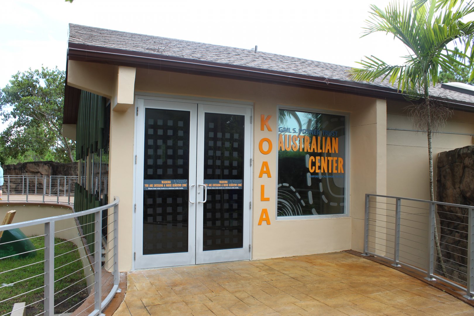 Koala/Tree Kangaroo House - Australian Center