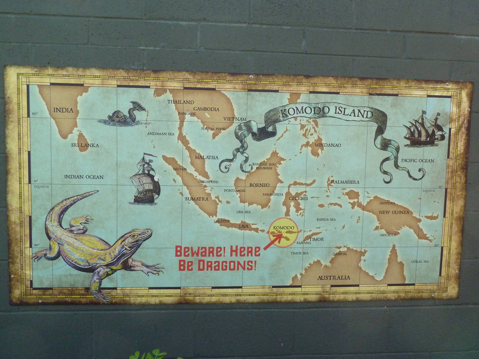 Komodo Dragon Exhibit - Sign